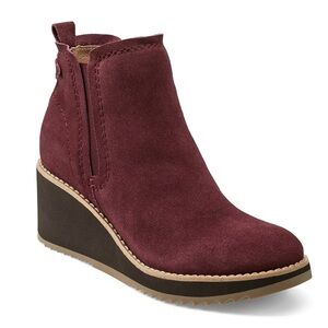 Women's Burgundy Suede Wedge Ankle Boots Size 8.5